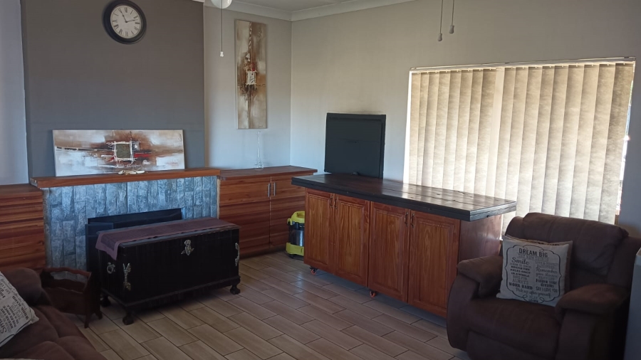 3 Bedroom Property for Sale in Casseldale Gauteng
