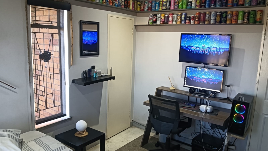 3 Bedroom Property for Sale in Casseldale Gauteng