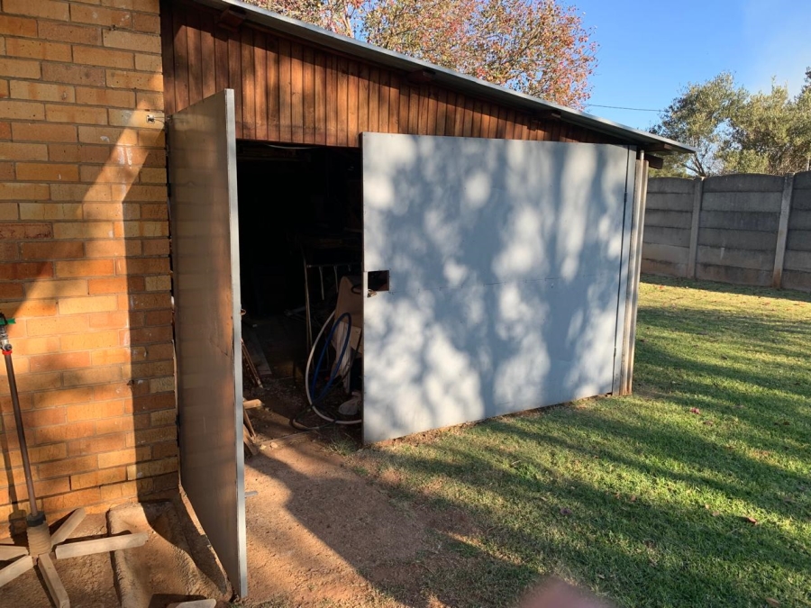 3 Bedroom Property for Sale in Casseldale Gauteng