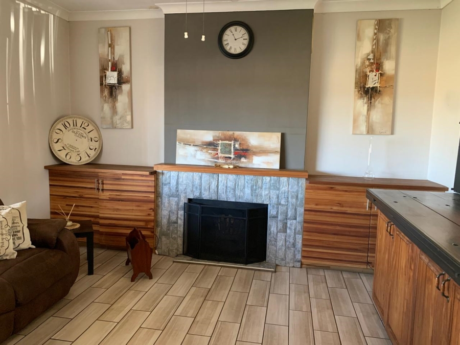3 Bedroom Property for Sale in Casseldale Gauteng
