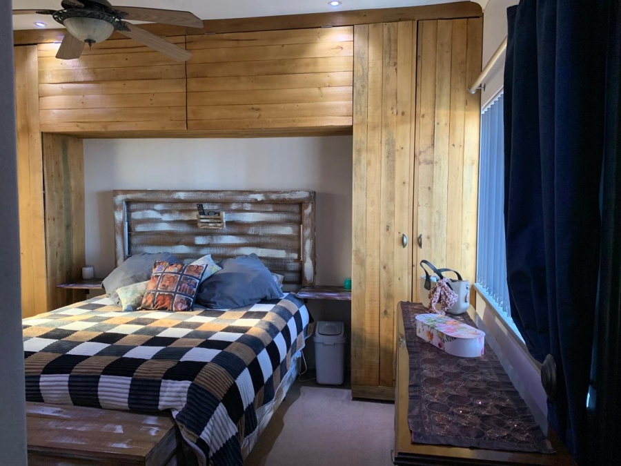 3 Bedroom Property for Sale in Casseldale Gauteng