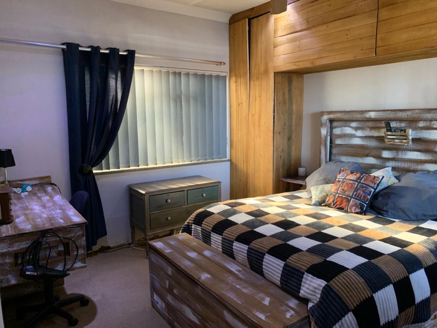 3 Bedroom Property for Sale in Casseldale Gauteng