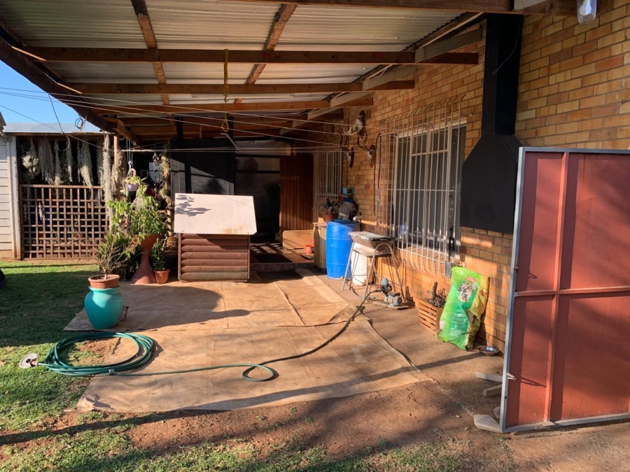 3 Bedroom Property for Sale in Casseldale Gauteng
