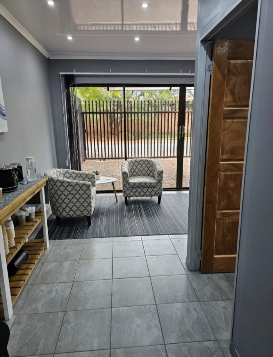 6 Bedroom Property for Sale in Carletonville Central Gauteng