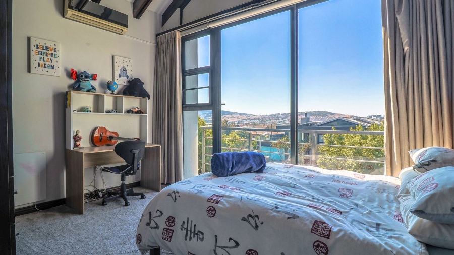 4 Bedroom Property for Sale in Aspen Hills Gauteng