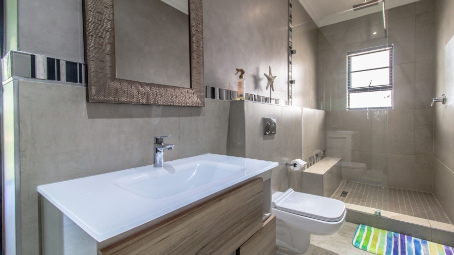 4 Bedroom Property for Sale in Aspen Hills Gauteng