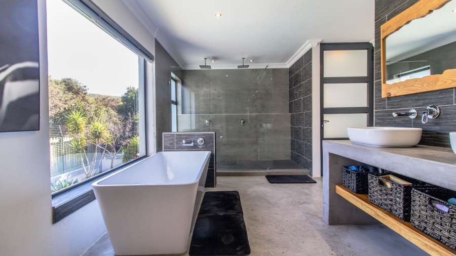 4 Bedroom Property for Sale in Aspen Hills Gauteng