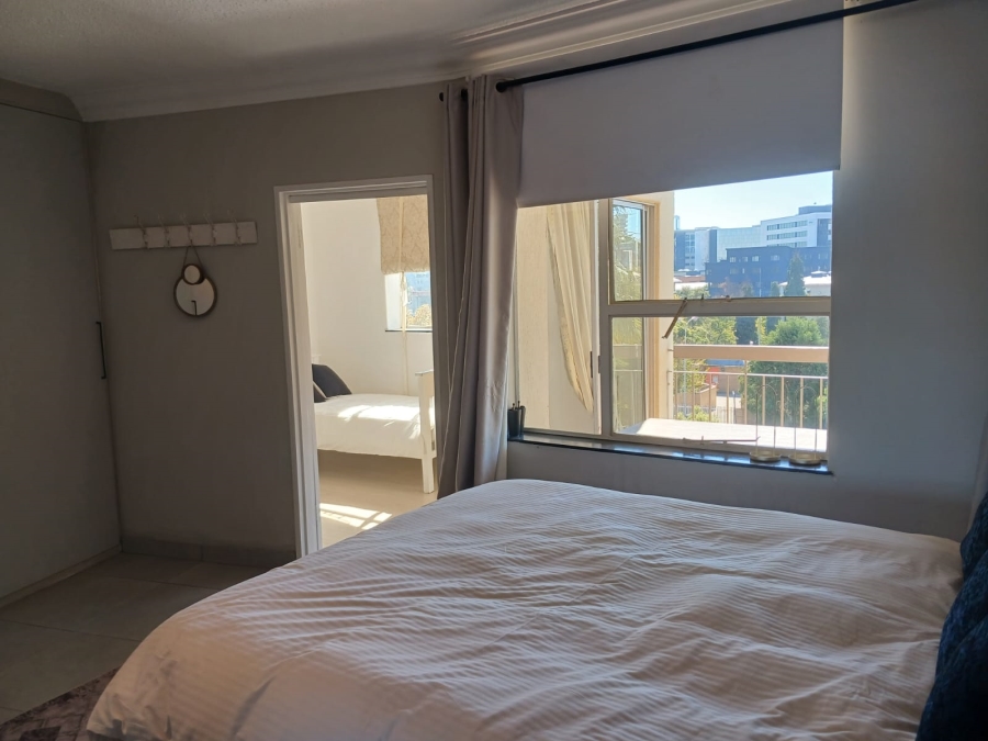 To Let 2 Bedroom Property for Rent in Sandton Central Gauteng