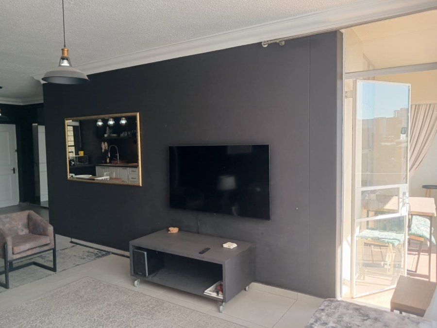 To Let 2 Bedroom Property for Rent in Sandton Central Gauteng