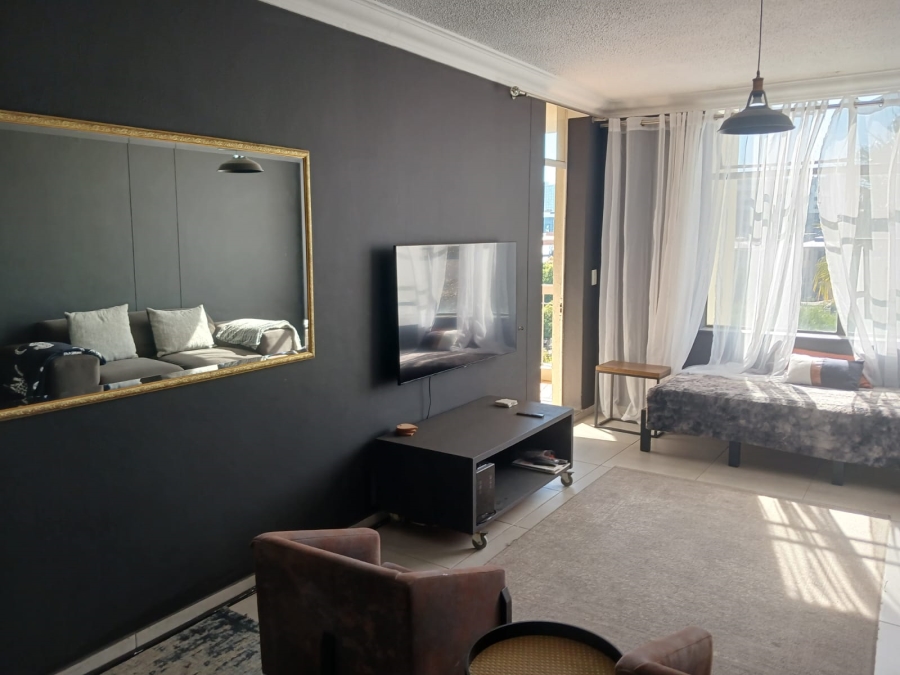 To Let 2 Bedroom Property for Rent in Sandton Central Gauteng