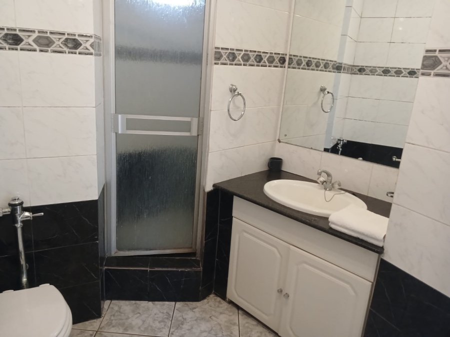 To Let 2 Bedroom Property for Rent in Sandton Central Gauteng