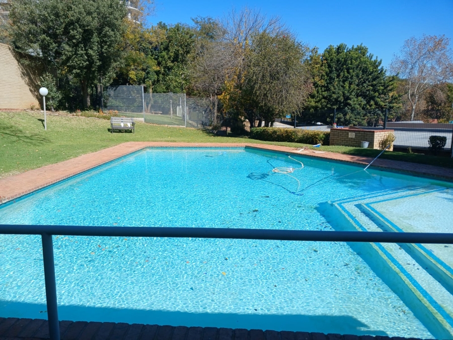 To Let 2 Bedroom Property for Rent in Sandton Central Gauteng
