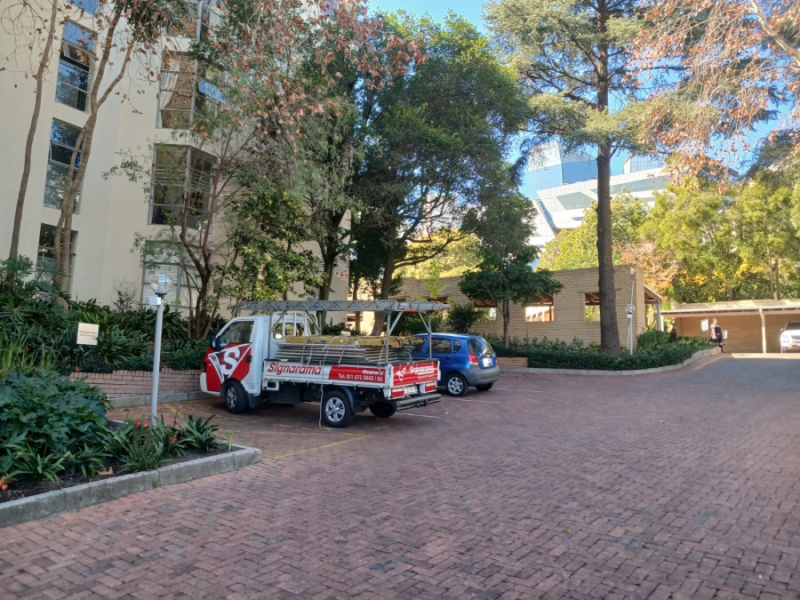 To Let 4 Bedroom Property for Rent in Sandton Central Gauteng