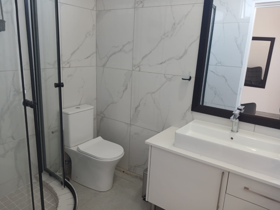 To Let 4 Bedroom Property for Rent in Sandton Central Gauteng