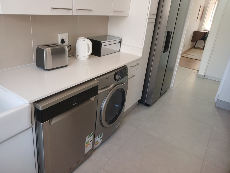 To Let 4 Bedroom Property for Rent in Sandton Central Gauteng