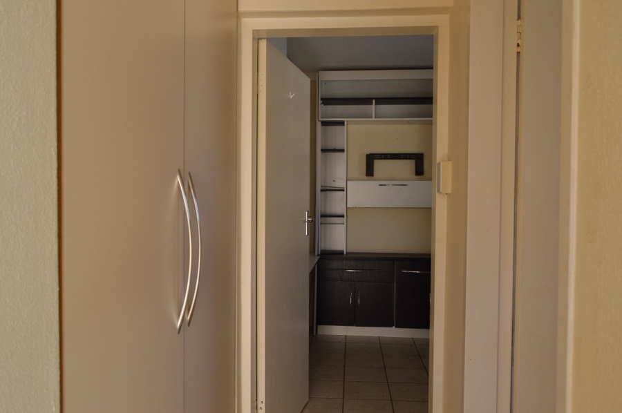 To Let 1 Bedroom Property for Rent in Malanshof Gauteng