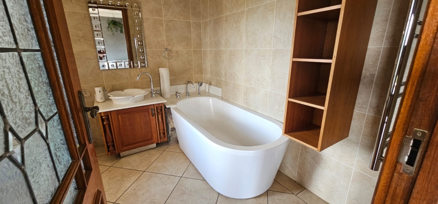 5 Bedroom Property for Sale in Bedfordview Gauteng