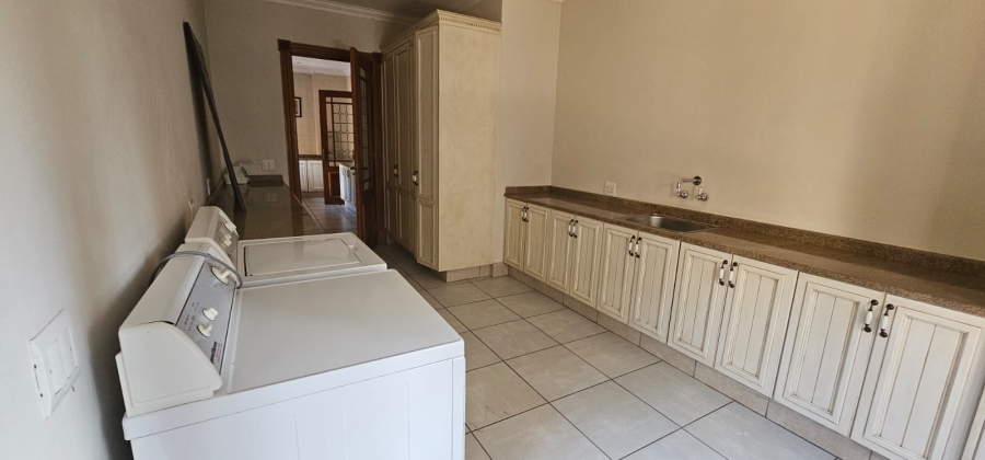 5 Bedroom Property for Sale in Bedfordview Gauteng