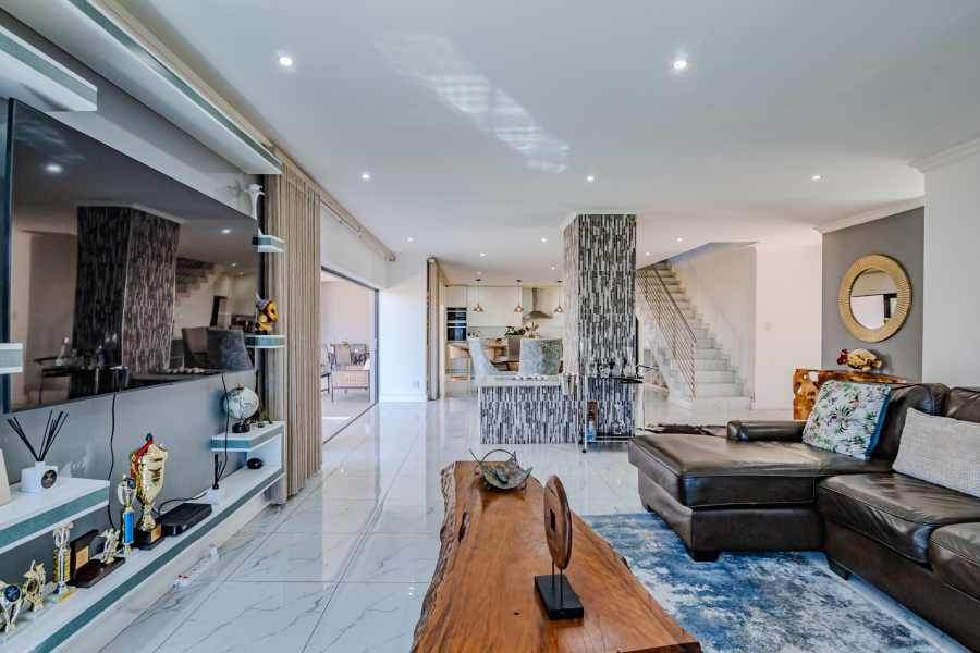 4 Bedroom Property for Sale in Lombardy Estate Gauteng