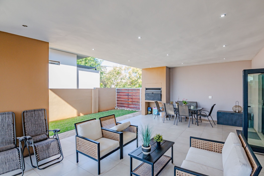 4 Bedroom Property for Sale in Lombardy Estate Gauteng