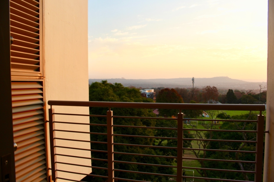 To Let 1 Bedroom Property for Rent in Rosebank Gauteng