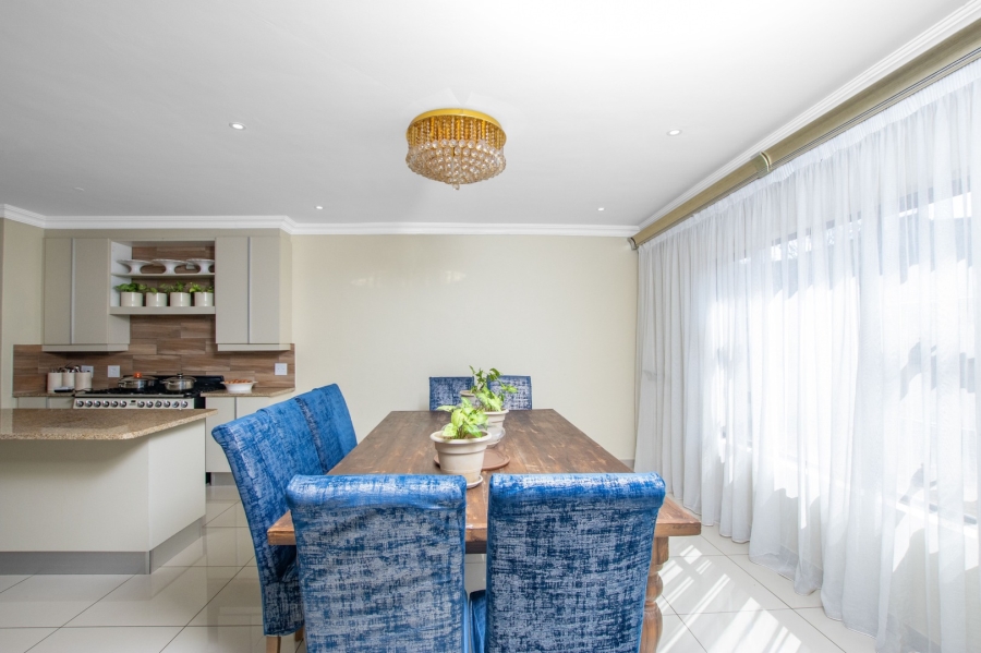 3 Bedroom Property for Sale in Zambezi Manor Lifestyle Estate Gauteng
