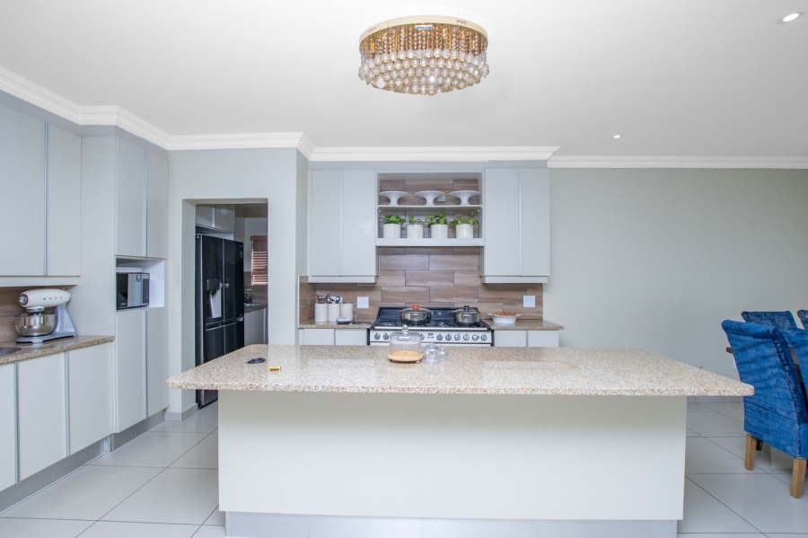 3 Bedroom Property for Sale in Zambezi Manor Lifestyle Estate Gauteng