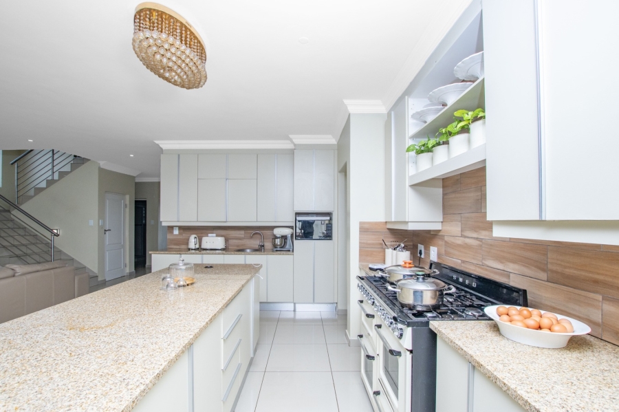 3 Bedroom Property for Sale in Zambezi Manor Lifestyle Estate Gauteng