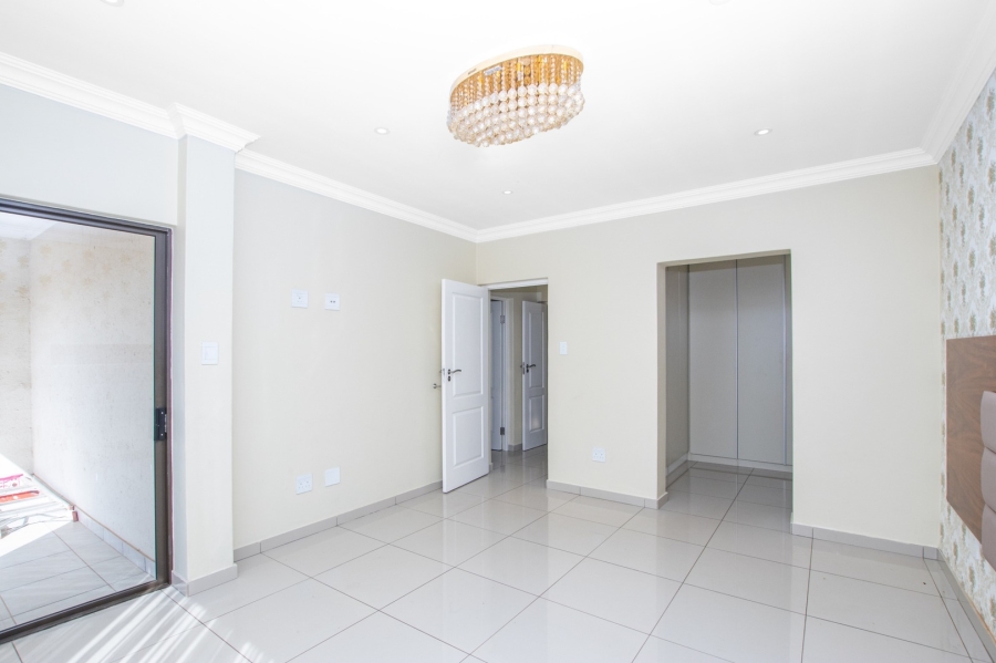3 Bedroom Property for Sale in Zambezi Manor Lifestyle Estate Gauteng