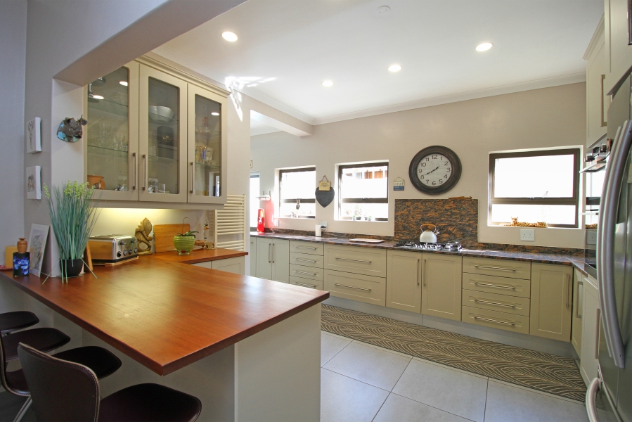3 Bedroom Property for Sale in Norwood Gauteng