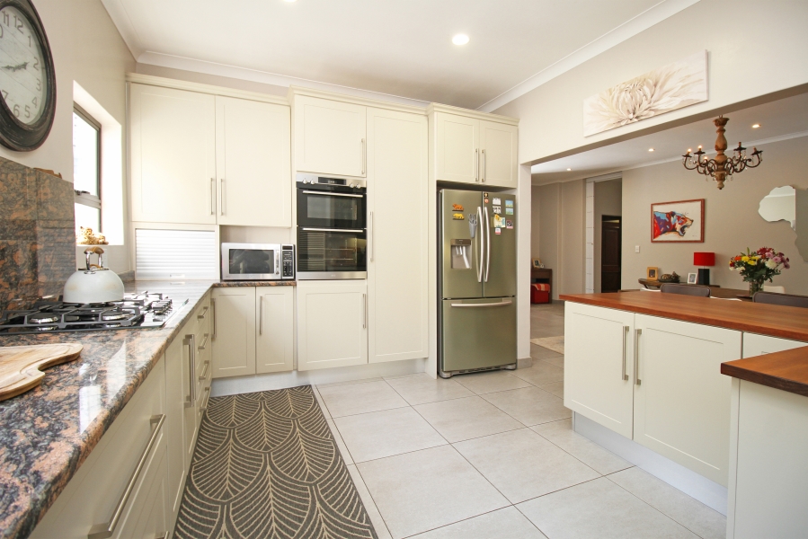 3 Bedroom Property for Sale in Norwood Gauteng