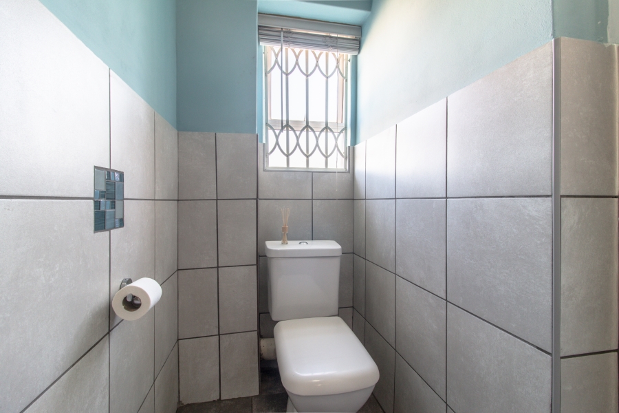 2 Bedroom Property for Sale in Greenstone Hill Gauteng