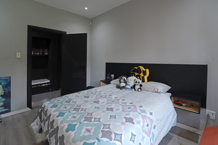 4 Bedroom Property for Sale in Bryanston East Gauteng