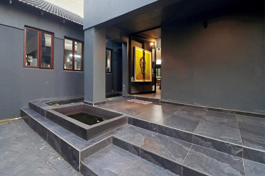 4 Bedroom Property for Sale in Bryanston East Gauteng