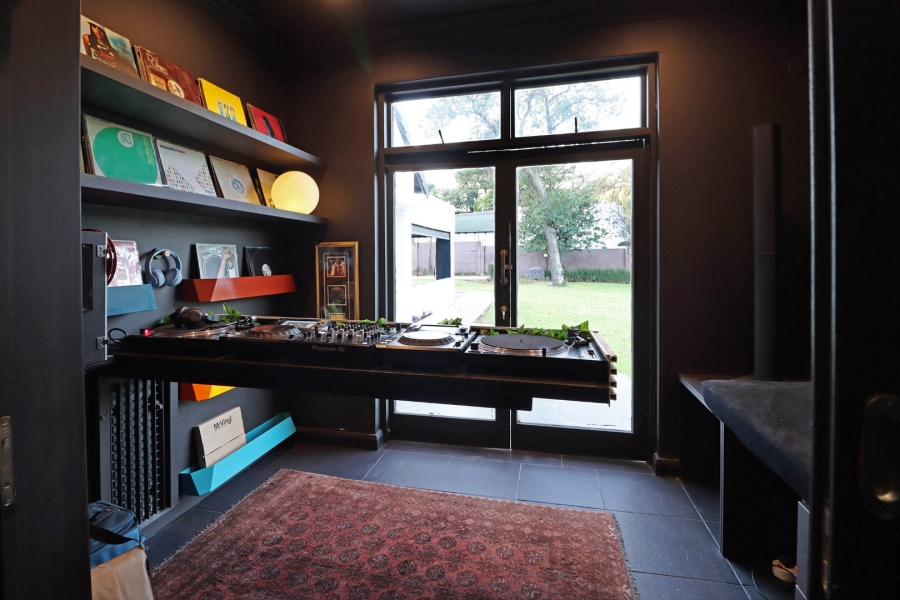 4 Bedroom Property for Sale in Bryanston East Gauteng