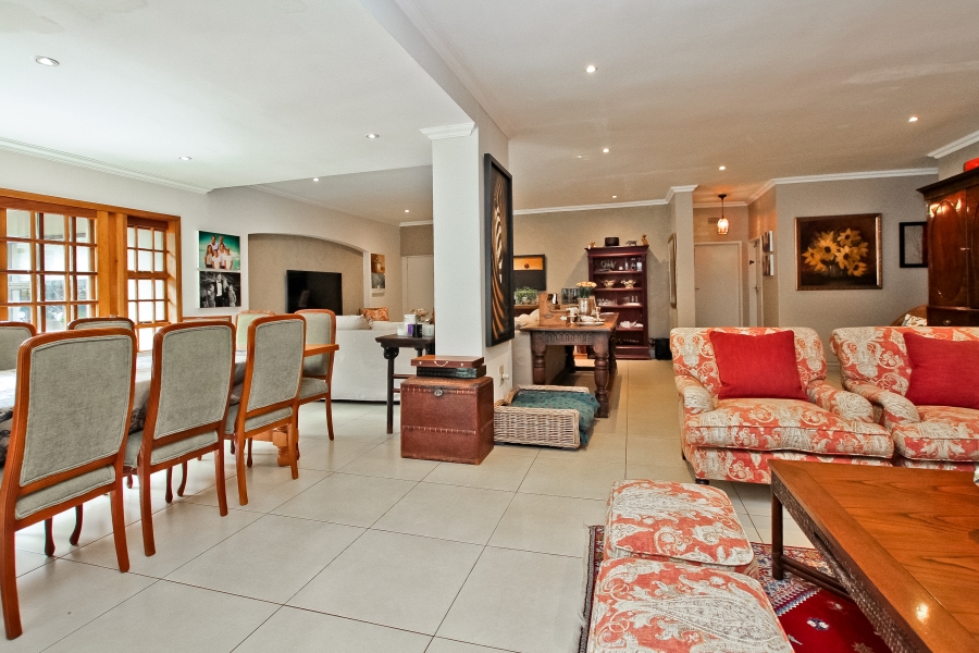 5 Bedroom Property for Sale in Atholl Gauteng