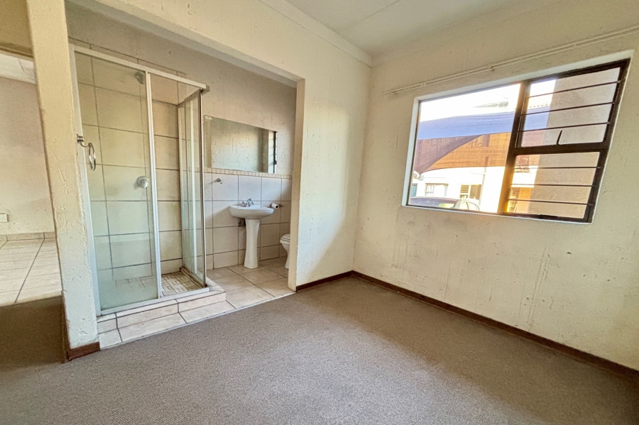To Let 2 Bedroom Property for Rent in Vanderbijlpark SE 6 Gauteng