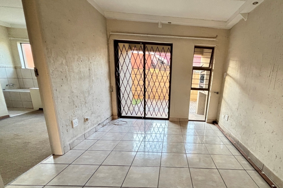 To Let 2 Bedroom Property for Rent in Vanderbijlpark SE 6 Gauteng