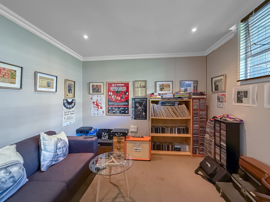 2 Bedroom Property for Sale in Morningside Gauteng