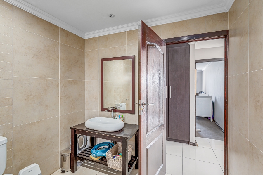 2 Bedroom Property for Sale in Morningside Gauteng