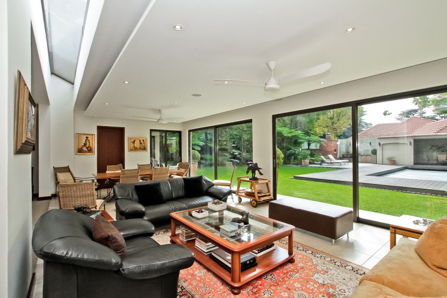 5 Bedroom Property for Sale in Atholl Gauteng