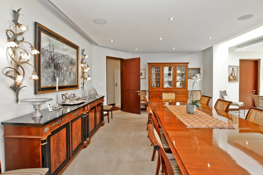 5 Bedroom Property for Sale in Atholl Gauteng