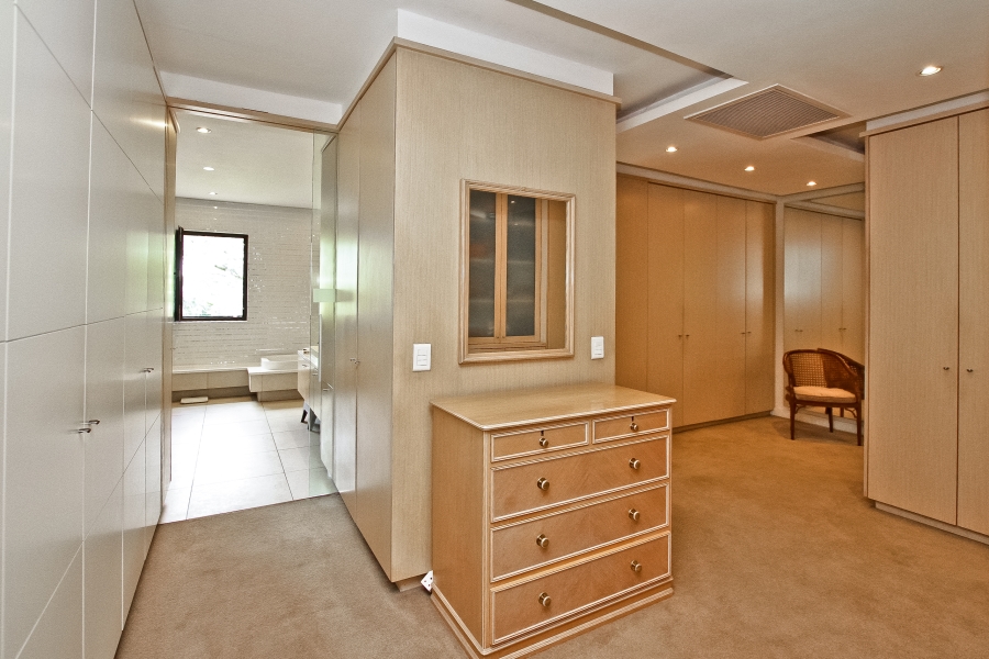 5 Bedroom Property for Sale in Atholl Gauteng