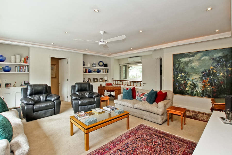 5 Bedroom Property for Sale in Atholl Gauteng