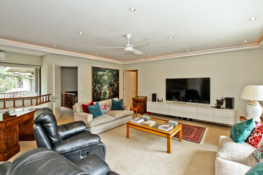 5 Bedroom Property for Sale in Atholl Gauteng