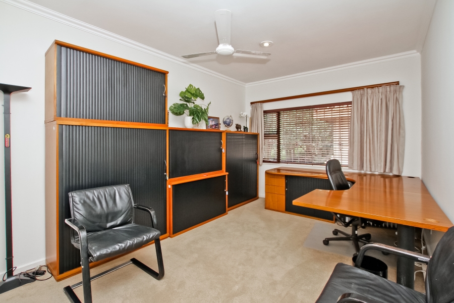5 Bedroom Property for Sale in Atholl Gauteng
