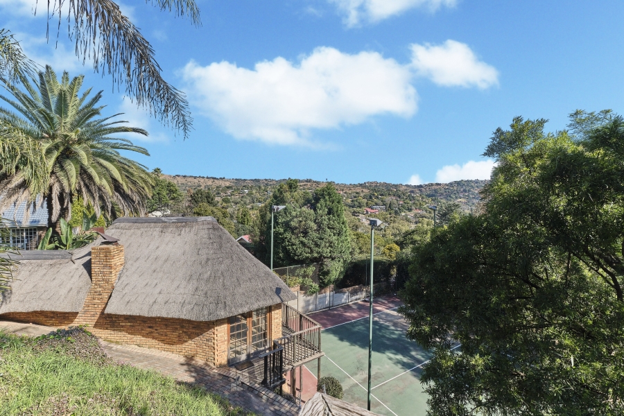 4 Bedroom Property for Sale in Helderkruin Gauteng