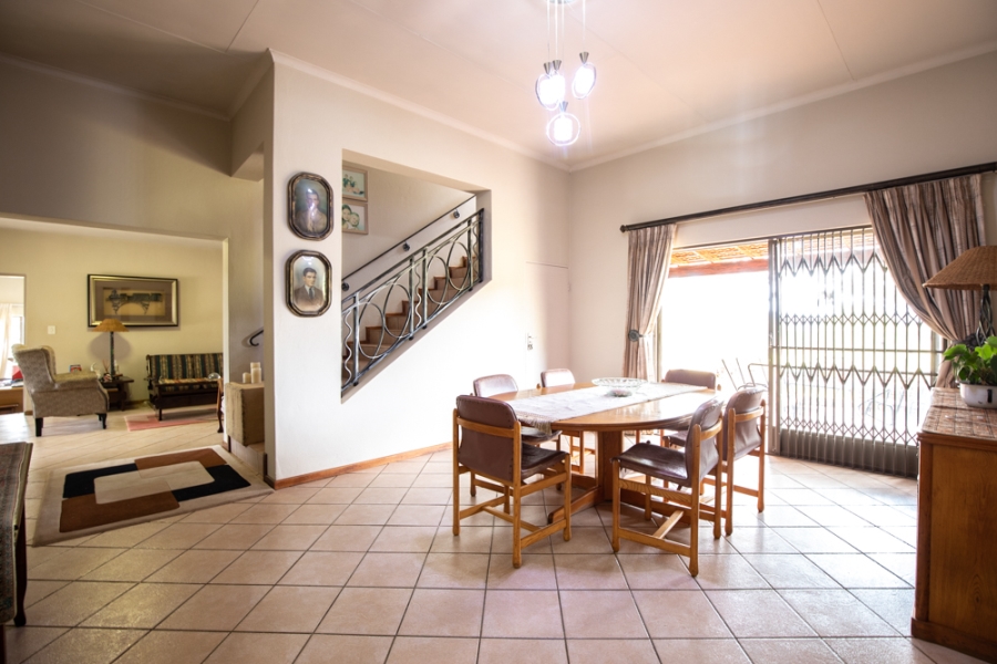 4 Bedroom Property for Sale in Zwavelpoort Gauteng
