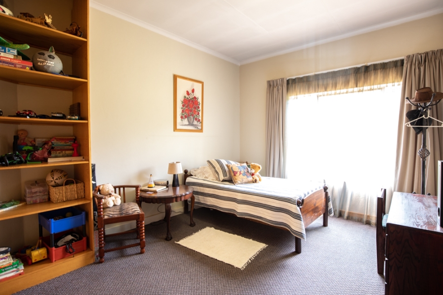 4 Bedroom Property for Sale in Zwavelpoort Gauteng