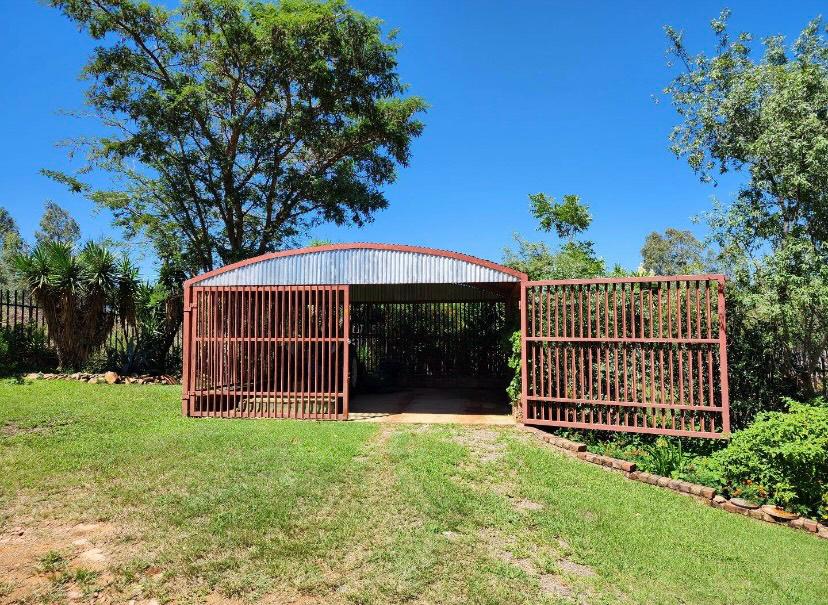 4 Bedroom Property for Sale in Zwavelpoort Gauteng